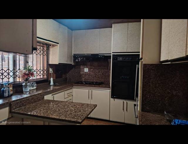 3 BEDROOM HOUSE FOR SALE IN MONTFORD